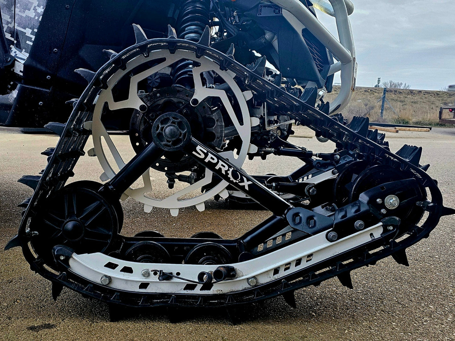 Can-Am Apache (Backcountry LT) 19-T Set4 "TWITCH"