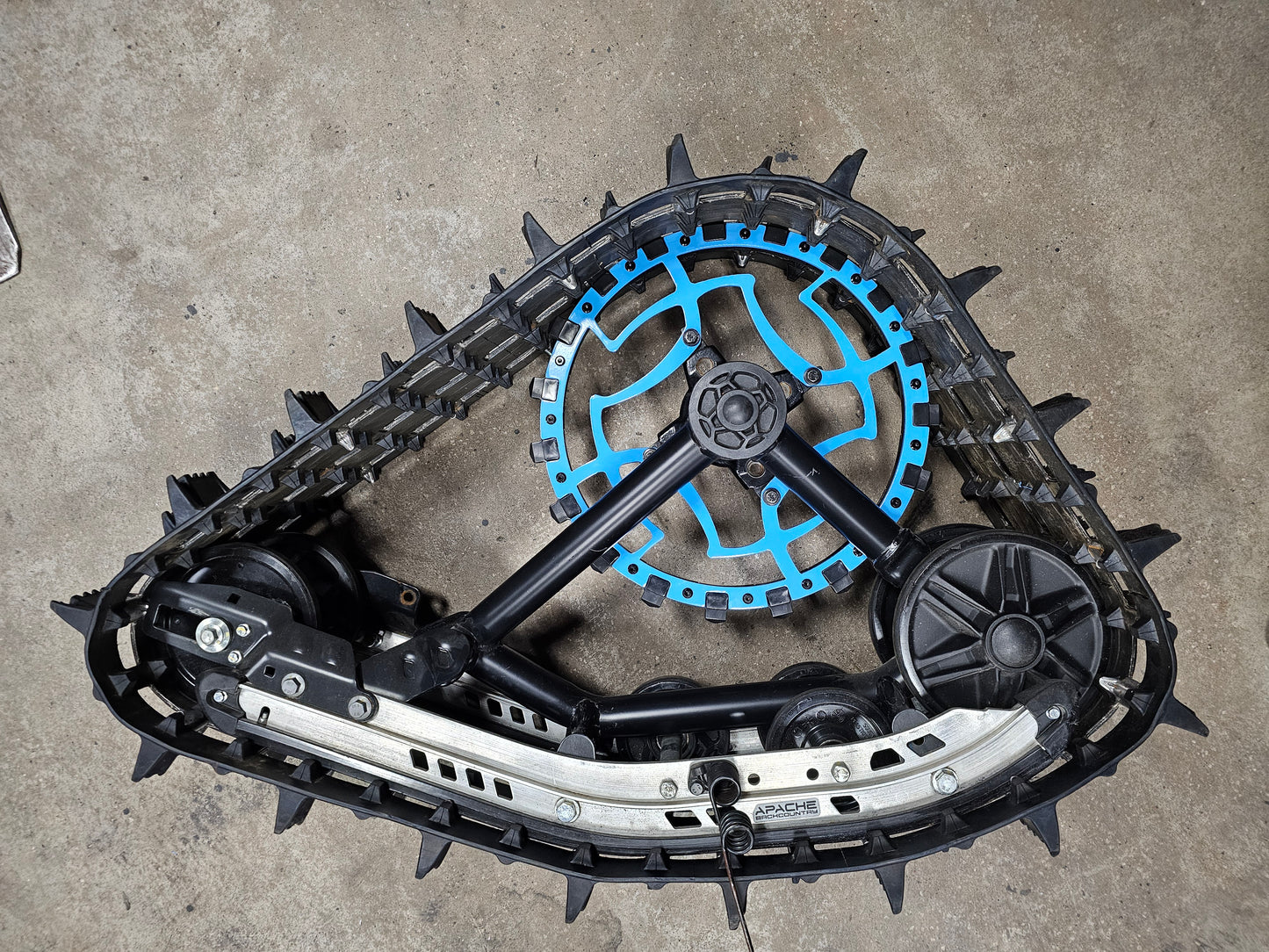 Can-Am Apache (Backcountry LT) 19-T Hybrid